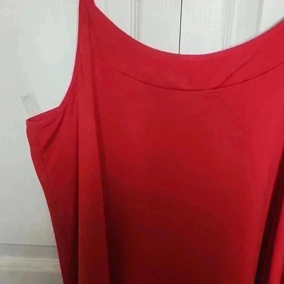 Penningtons Red  Nylon/Elastane Adjustable Tank Top Size 1x - Picture 3 of 9